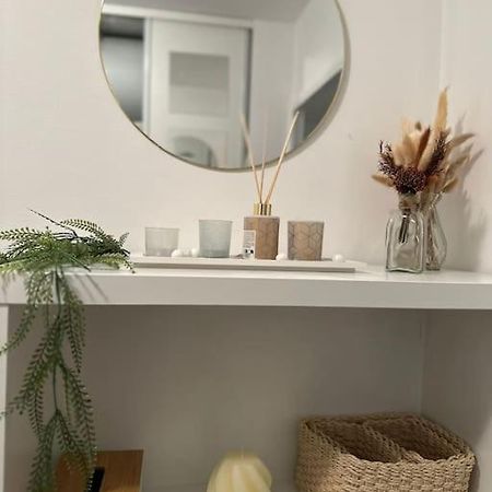 Studio Charmant Et Cosy Leilighet Rueil-Malmaison Eksteriør bilde